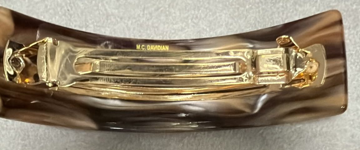Nouvelle monture coréenne dorée, marquée M.C. Davidian, au dos d'une barrette en acétate écaille